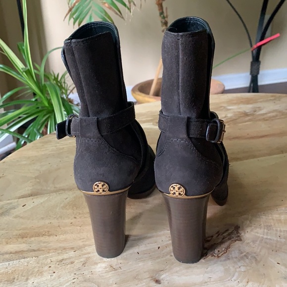 TORY BURCH Gray Suede/Leather Booties w/Buckle - Size 8 - Picture 6 of 9